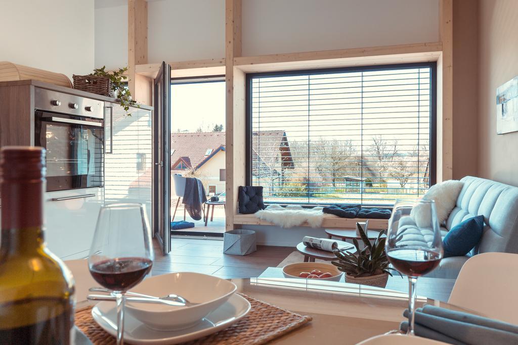 Simply Home Apartments Ueberackern Exterior foto